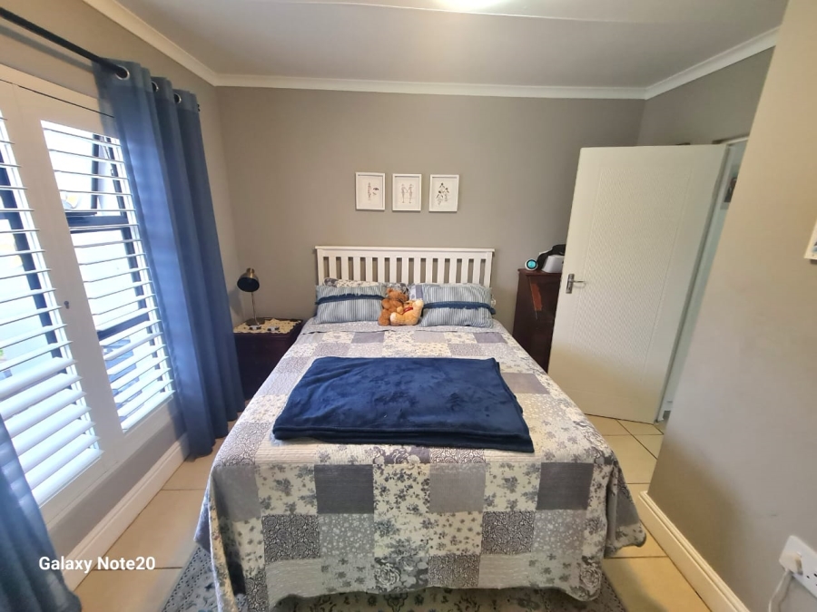 3 Bedroom Property for Sale in Paradise Beach Eastern Cape